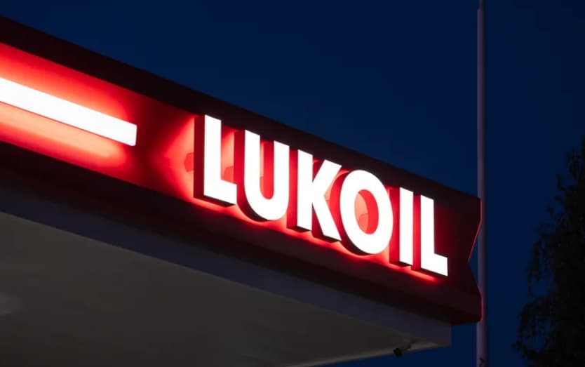Одложен е рокот за продажба на меѓународниот имот на Лукоил- САД имаат нов план