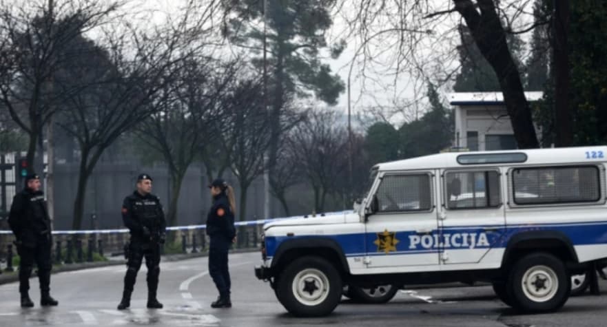 Во Подгорица се претресува имотот на братот на поранешниот црногорски претседател Мило Ѓукановиќ