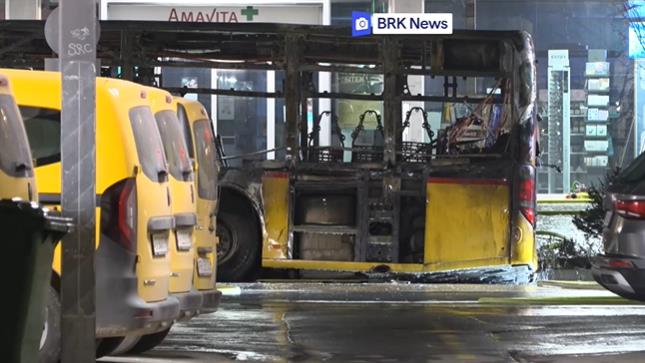 Фото: Шест лица загинаа, неколку се повредени во пожар во автобус во Швајцарија