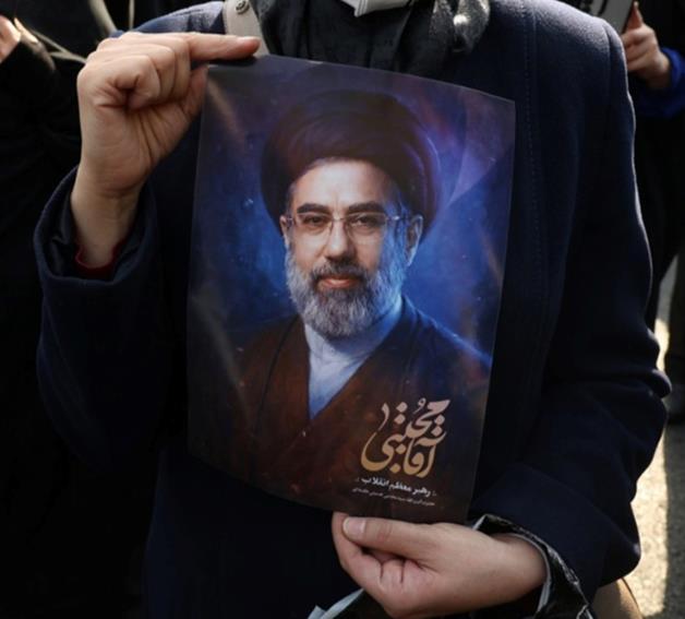 Трамп изјави дека новиот ирански врховен лидер, Моџтаба Хамнеи, е жив, но ранет