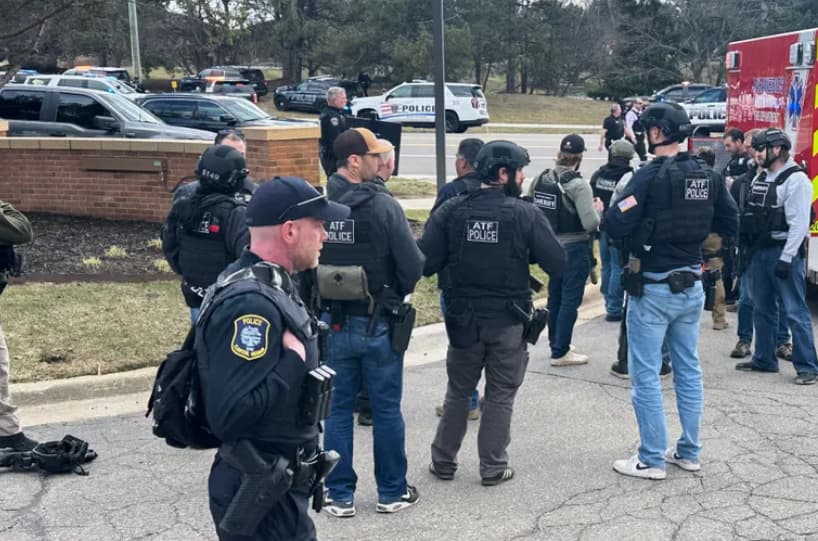 Напад во Мичиген: Со автомобил се забил во синагога, па почнал да пука (ВИДЕО)