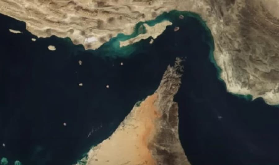 Ирак постигна договор со Иран да им дозволи на танкерите за нафта да поминат низ Ормускиот теснец