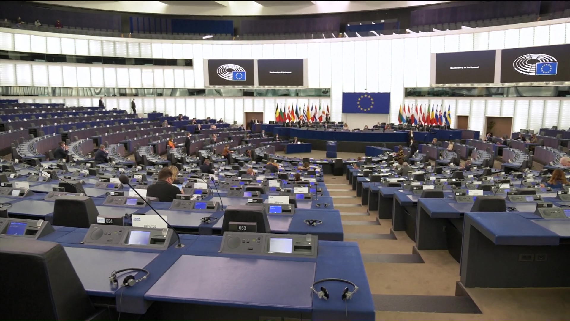 Вајц преку амандман бара Советот на ЕУ да разјасни дали протоколот потпишан со Бугарија е услов за Македонија