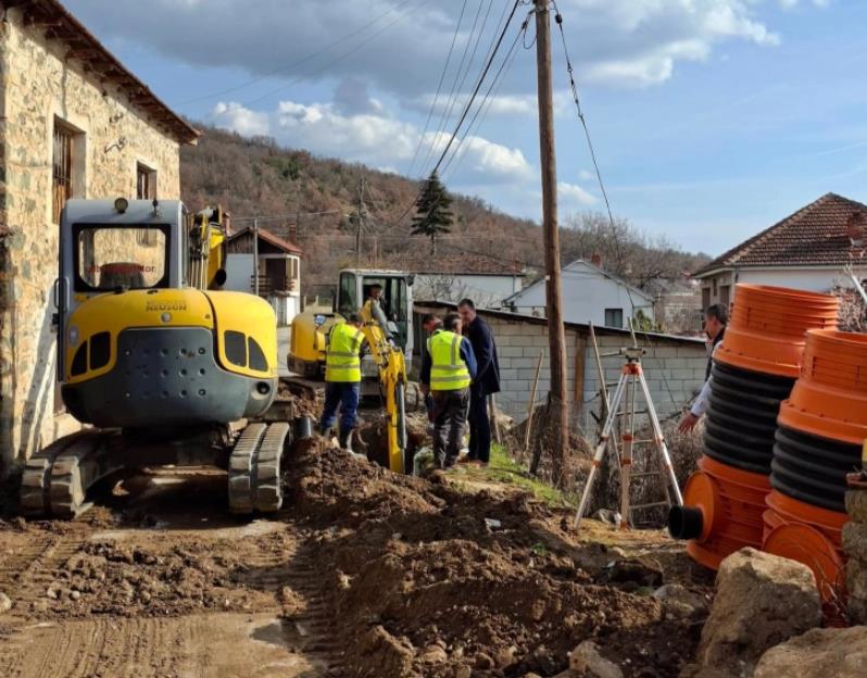 Во Преспа продолжува изградбата на канализациона мрежа и пречистителна станица