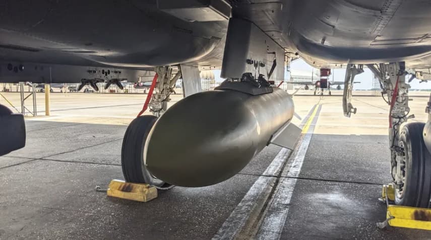 Американците ги гаѓаат иранските ракетни бази со разбивачи на бункери- ѕверот од 2 тона создава страшни детонации