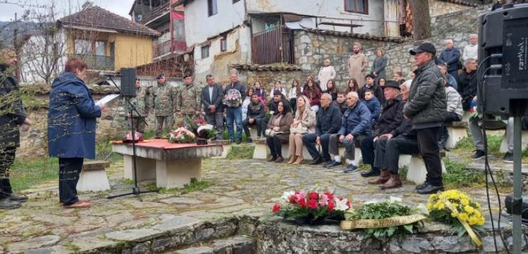 Одбележани 83 години од формирањето на Комунистичката партија на Македонија во Тетово