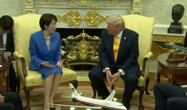 Трамп: НАТО не помага, иако зависи од Ормутскиот теснец- Јапонија нѐ поддржува