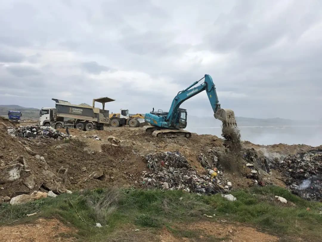 По три дена пожарот на прилепската градска депонија кај Алинци целосно е изгаснат