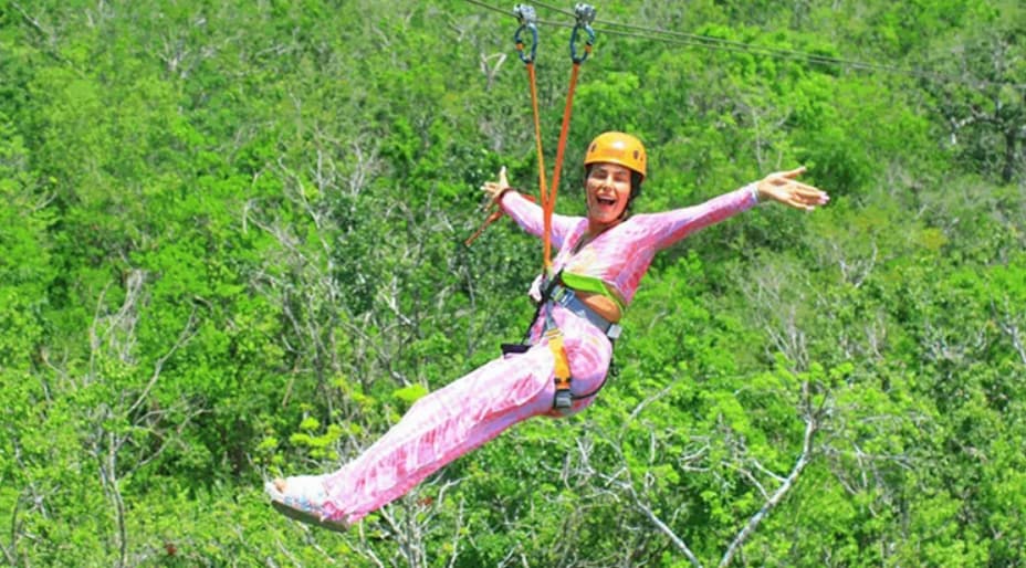 Британка лажела дека не може да се движи и за тоа добивала парична помош- ја снимиле како ужива во Мексико