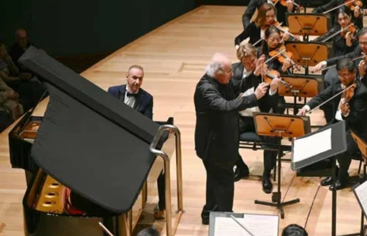 Два концерта на Симон Трпчески со Сингапурскиот симфониски оркестар