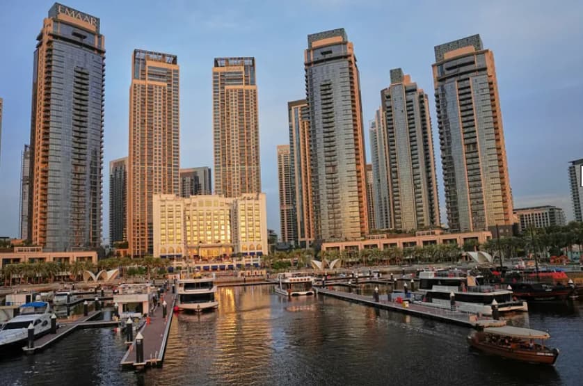 Финансиски масакр на берзите: Збришани се 120 милијарди долари од пазарите во Дубаи и Абу Даби