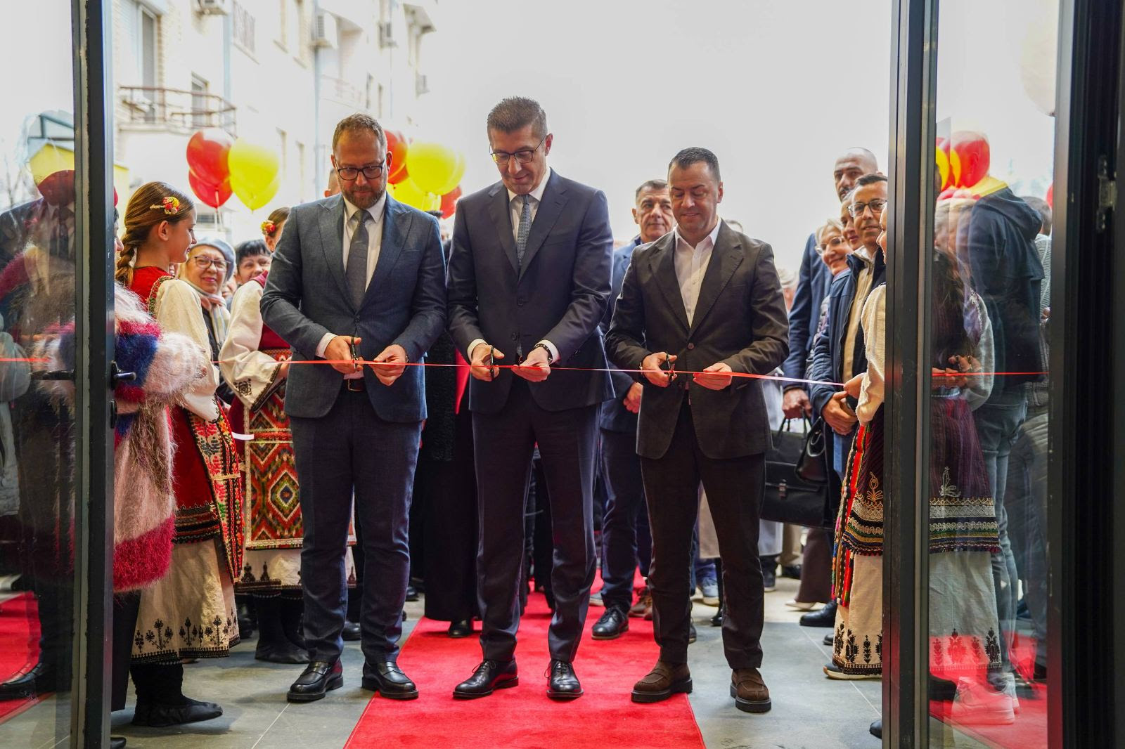 Пуштање во употреба на Домот на културата „11 Октомври“ во населбата Ченто во општина Гази Баба