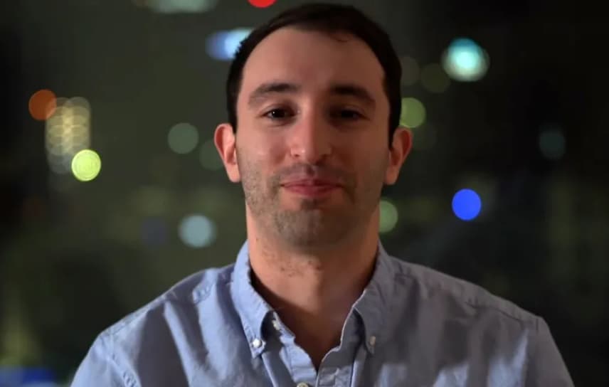 Станал бездомник за да докаже дека од нула може повторно да биде милионер- сѐ продал и не стигнал далеку (ВИДЕО)