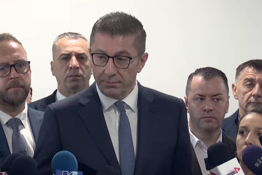 Мицкоски: Јавноста очекува одговори како беа „оживеани“ предметите на СЈО, за 27 април, за модуларната болница во Тетово