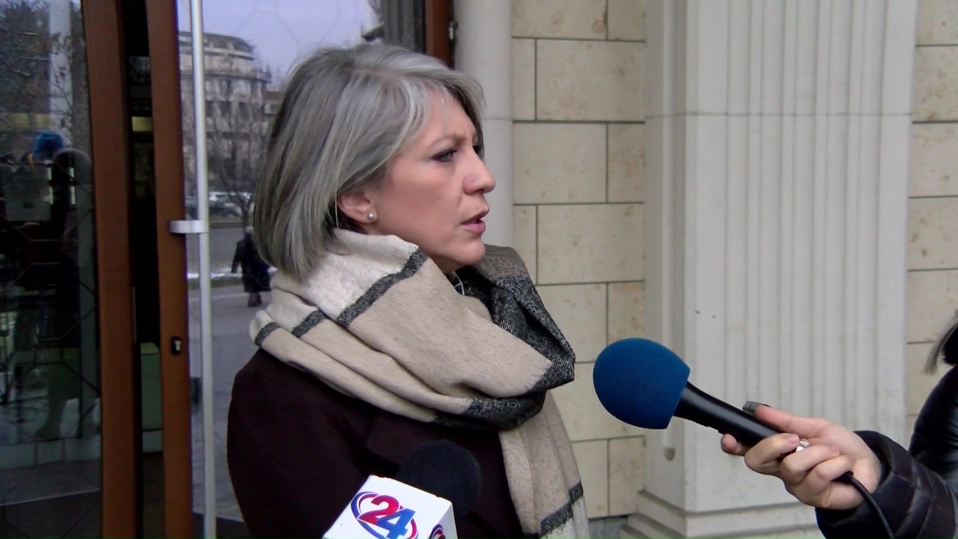 Ленче Ристоска се уште не го добила известувањето од Савески за одземените предмети „Талир“ 1 и 2