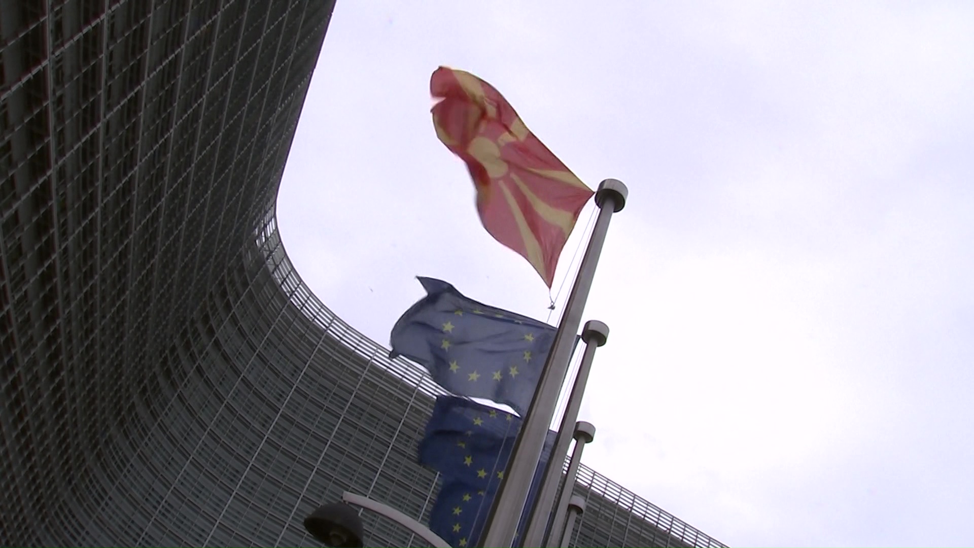 Мицкоски: Нема веќе распродажба на идентитетот – „мекотелните политичари“ заминуваат во историјата