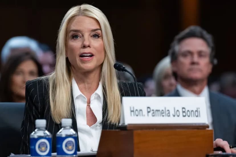 Трамп се огласи по разрешувањето на Пам Бонди, откри кој ќе ја наследи