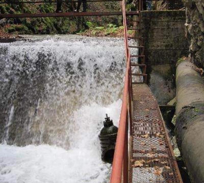 Заматена водата за пиење во Кавадарци и Неготино поради дождовите, потребно е да се преврива