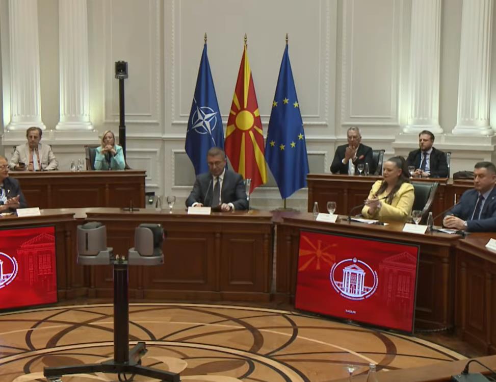 Се продлабочува соработката на универзитетите, институциите и бизнис секторот - потпишан меморандум меѓу ИНОВА и државните универзитети