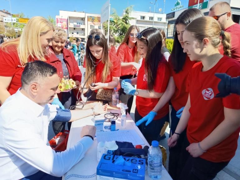 „Грижи се за себе, започни денес", превентивен настан за светскиот ден на здравјето во Кавадарци