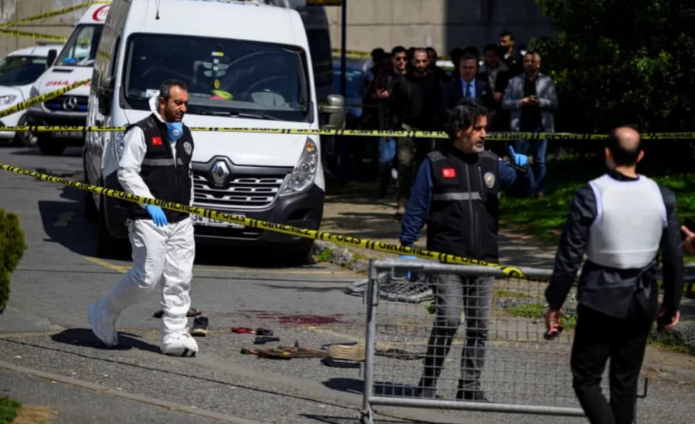 Откриен е планот на напаѓачите од Истанбул- еден е убиен, полицијата ги открила во последен момент