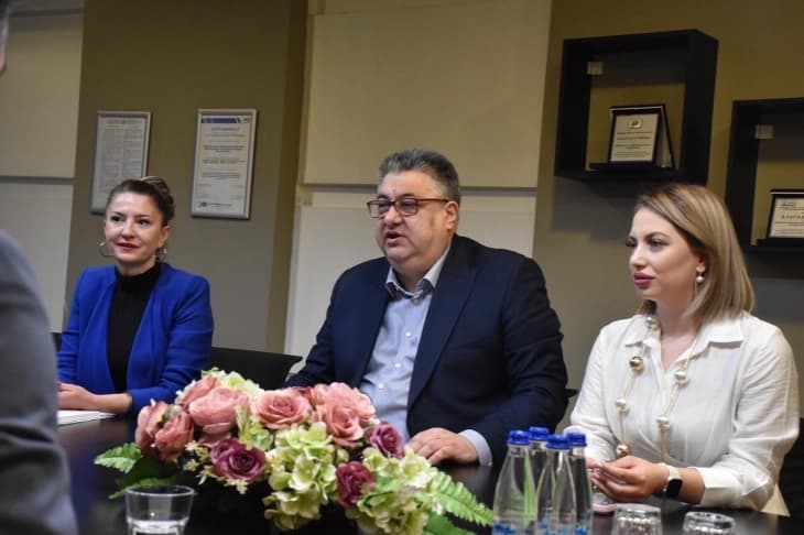 Работна средба Мичнев - Скот Хејзлет, акцент ставен на активности за отворена, транспарентна и отчетна власт