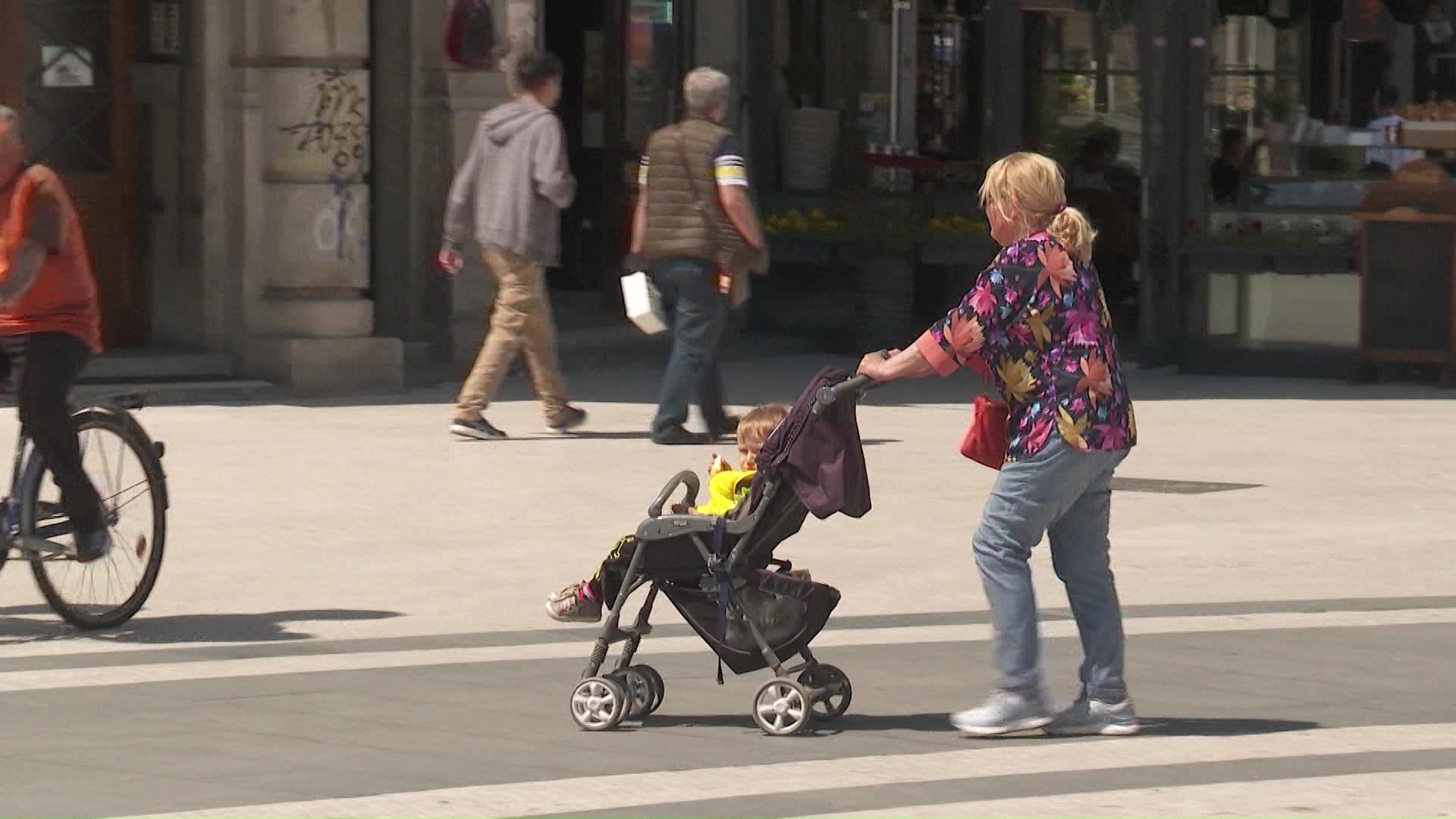ДЗР: Населението брзо старее - потребни се реформи на пензискиот систем