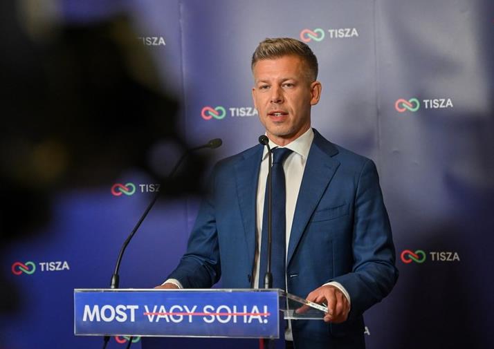 Маѓар на државно радио: Ширевте лаги и пропаганда, ќе одговарате за тоа