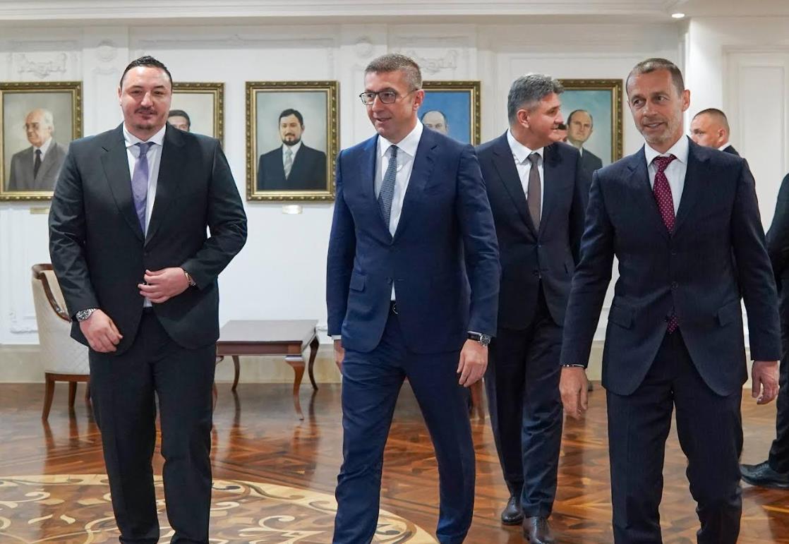 Ристовски и Мицкоски на средба со Чеферин: Фокус на развојот на фудбалот во Македонија