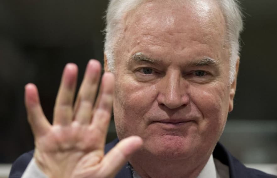 Му се влоши здравствената состојба на хашкиот осуденик, Ратко Младиќ- двајца доктори од Србија заминуваат за Хаг