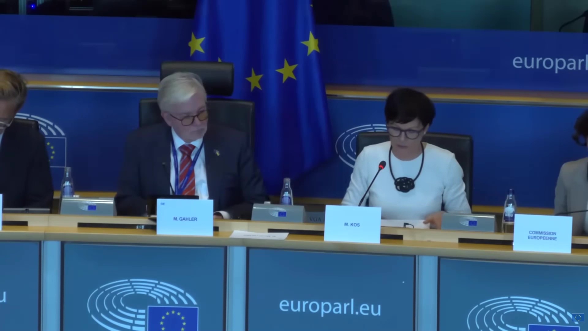 Кос изрази надеж дека новата бугарска влада ќе и помогне на Македонија да ги започне пристапните преговори