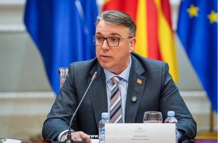 Филков: Никој нема право преку насилни протести да бара уривање на стандардите во правосудството
