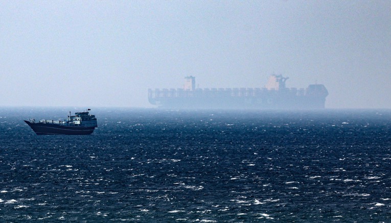 Американската блокада не му пречи на Иран- за девет дена извезле 10,7 милиони барели нафта