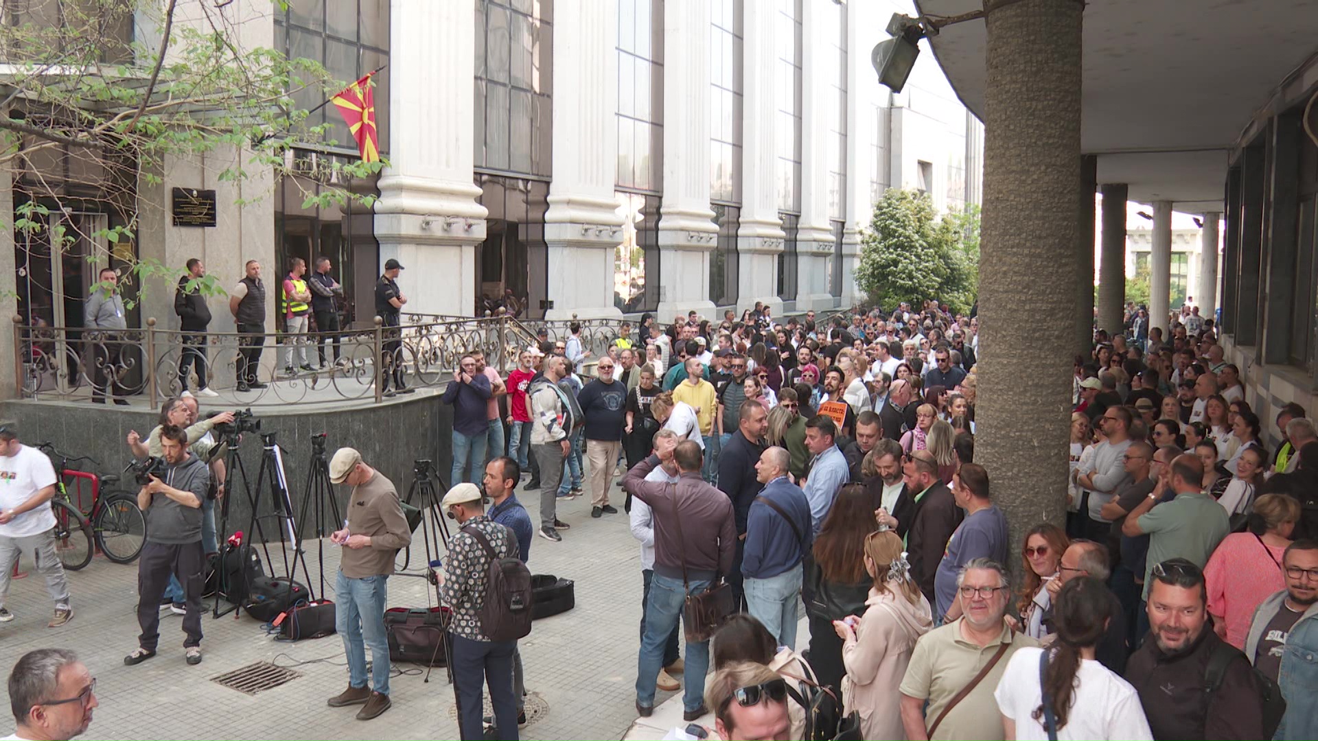 Протест на работниците од културата пред Уставниот суд