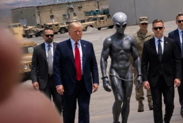 Трамп објави уште една серија бизарни слики од вештачка интелигенција