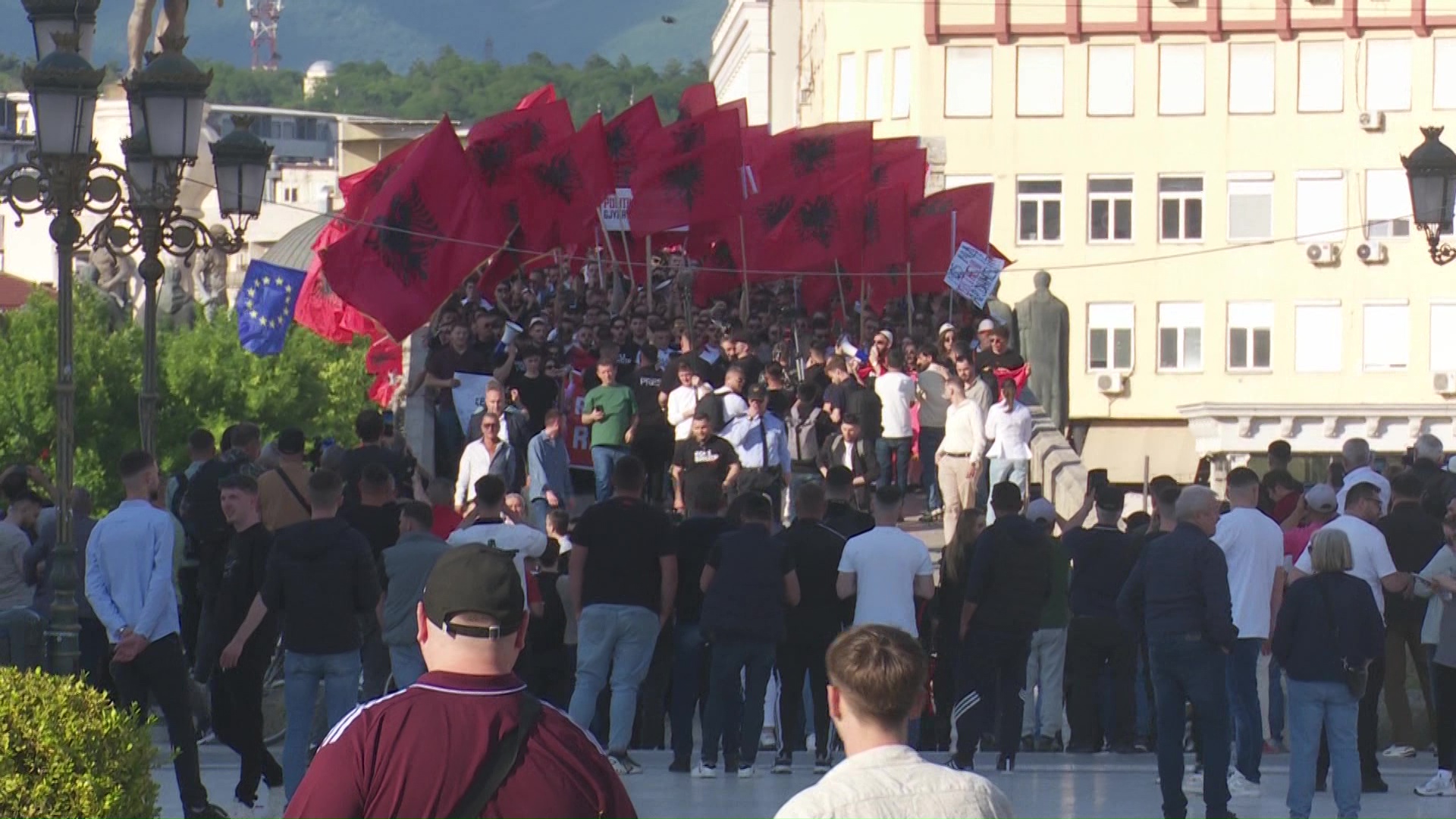 Дали протестите на студентите Албанци можат да разгорат меѓуетнички тензии? 