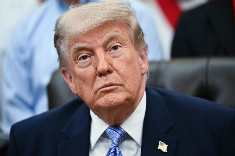 Трамп: Нема да дозволиме Иран да има ураниум, ќе им го земеме и ќе го уништиме