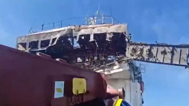 Украински дронови погодиле пет бродови- меѓу загинатите и државјани на Азербејџан (ВИДЕО)