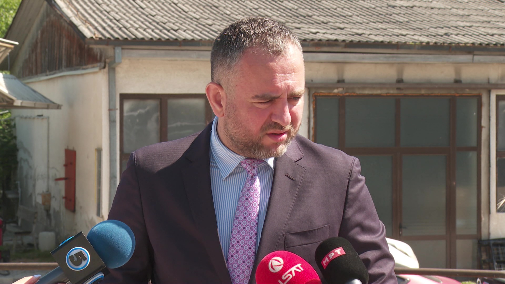 Тошковски: Во план се законски измени за управување со електричните тротинети