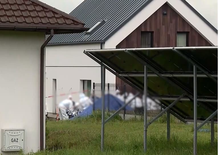 Полјаци копале во дворот и пронашле фетуси