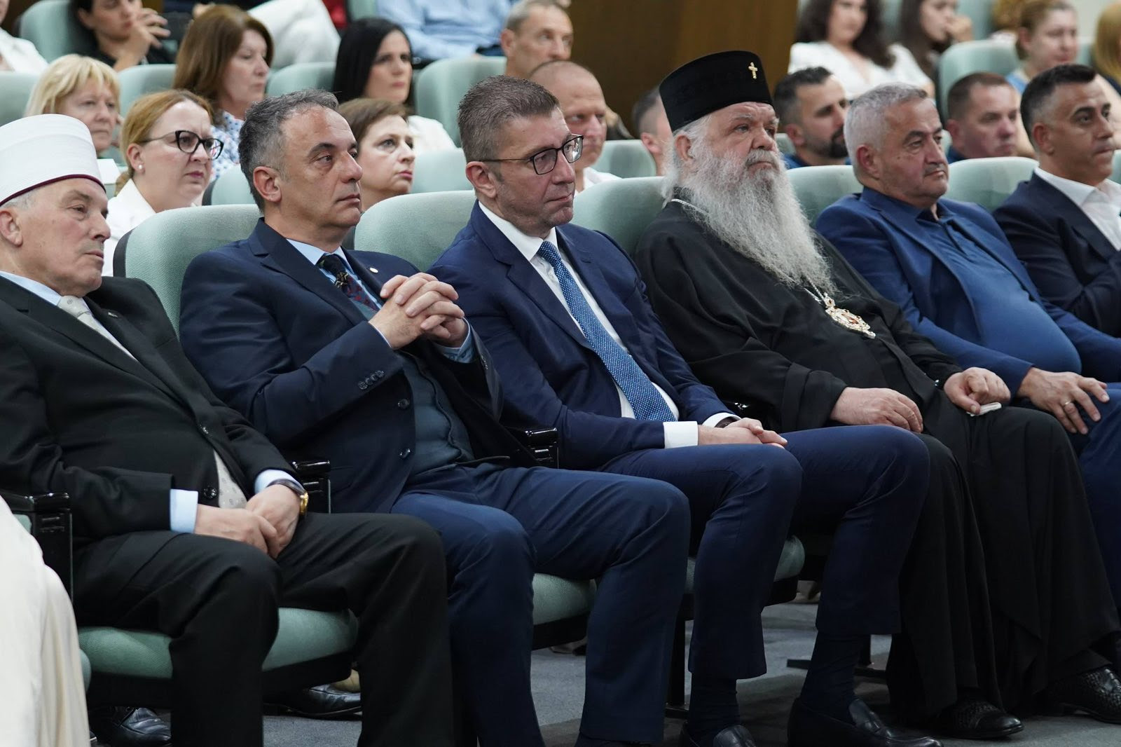 Мицкоски: Продолжуваме да вложуваме во современа медицинска опрема