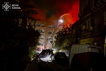 Руските сили извршија голем напад со беспилотни летала и ракети врз Киев во текот на ноќта, загинаа најмалку 10 лица