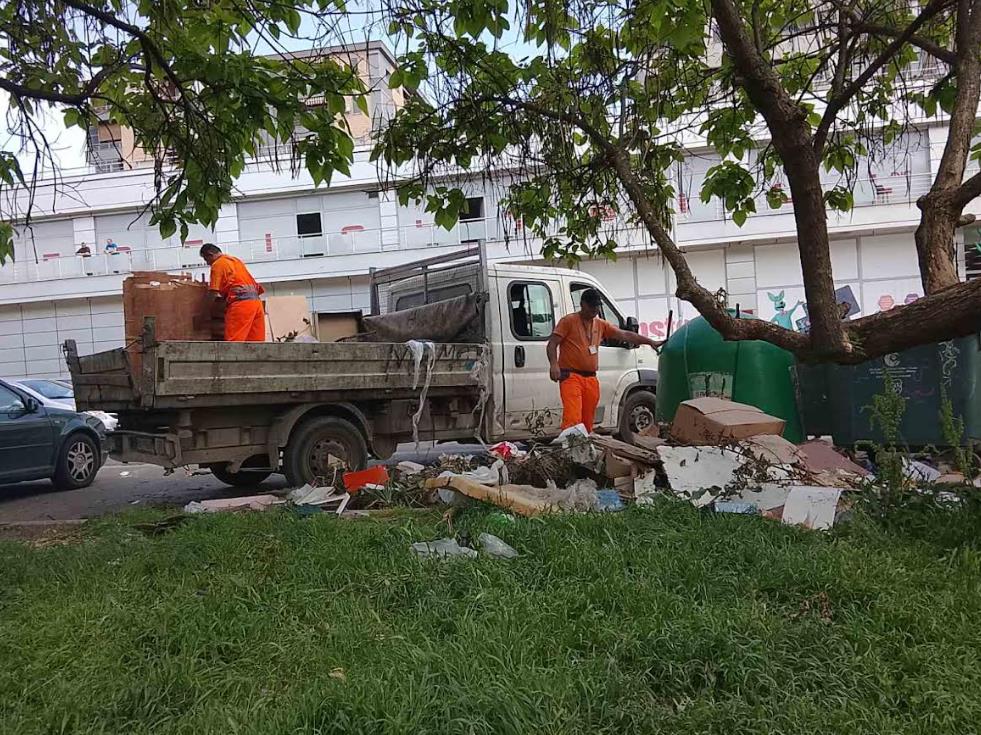 ЈП Комунална хигиена-Скопје подигна 6165 кубни метри отпад од диви депонии во текот на месец јуни