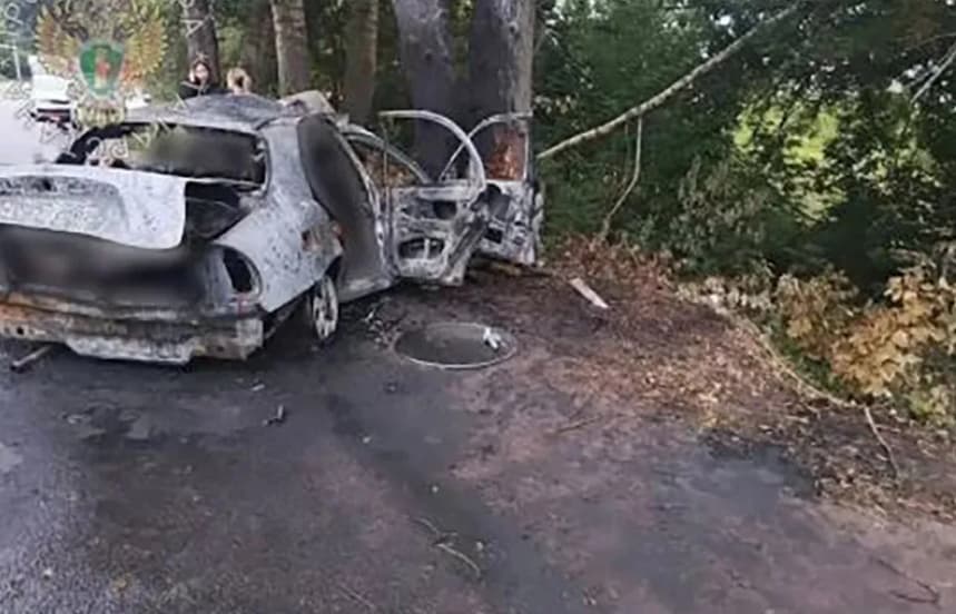 Шест малолетници изгореа во автомобил- само еден ја приживеал страшната сообраќајка