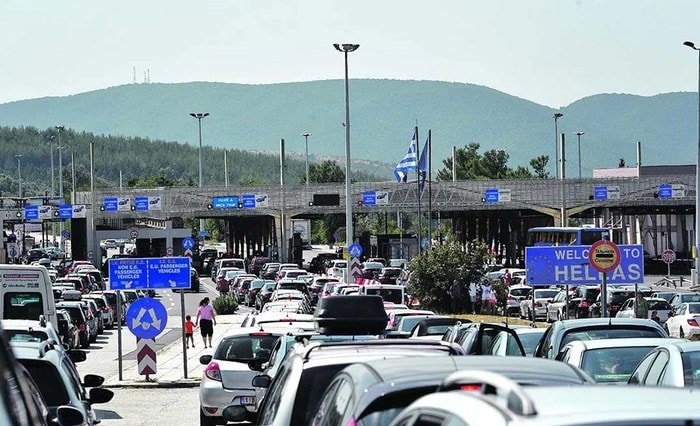 Од утрово штрајк на грчките цариници- затворени се граничните премини