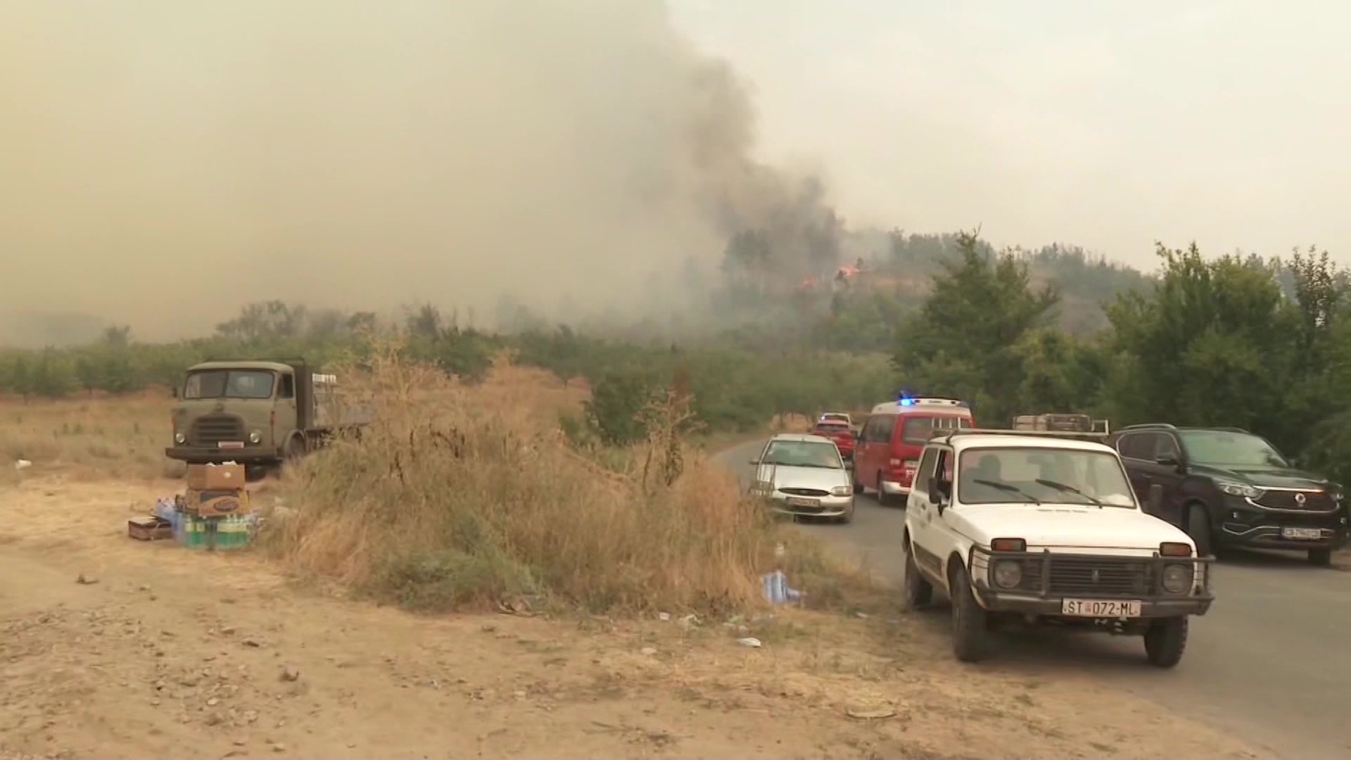 До 13 часот активни пожари во Аеродром, Илинден, Босилово, Крива Паланка и Гостивар, соопшти ЦУК