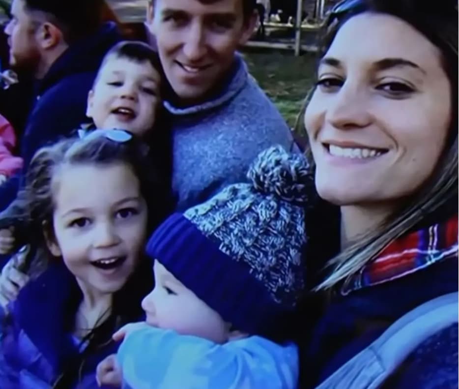 Над 1,1 милион долари се собрани во САД за мајката, која си ги уби своите три деца и беше ослободена (ВИДЕО)