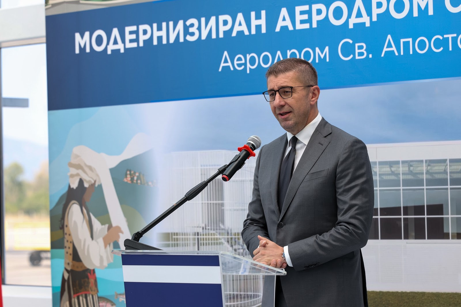 Мицкоски од Охрид: Пуштен е во употреба реконструираниот аеродром „Св. Апостол Павле“