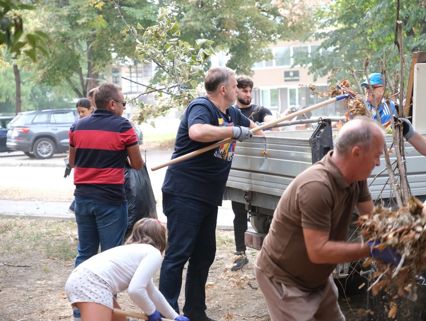 Голем одзив на карпошани во акцијата „заедно за чист Карпош!“