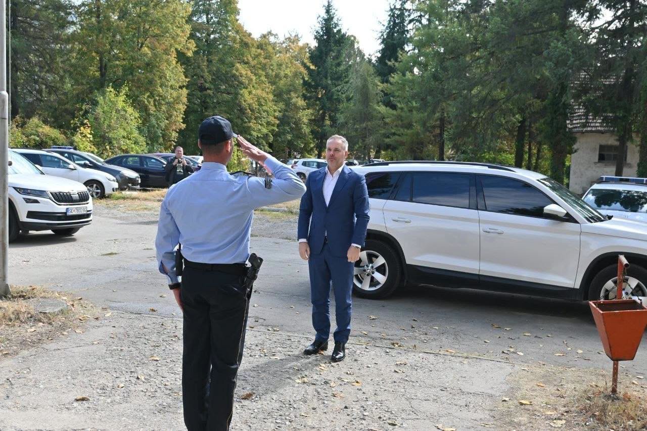 Јанев во посета на РЦГР – Запад: Проактивното работење е клучно за безбедноста на границата